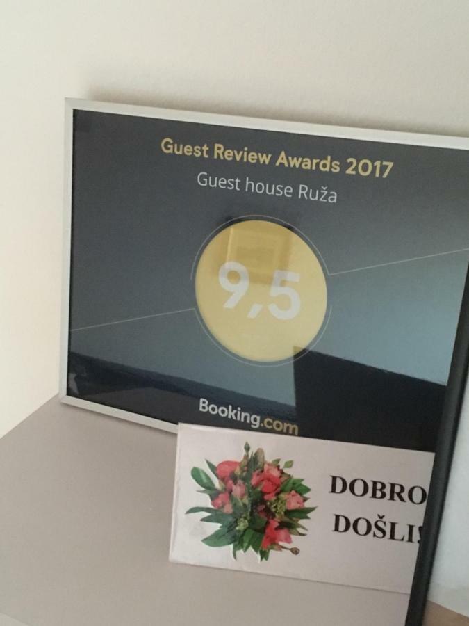 Guest House Ruza Tenja Ngoại thất bức ảnh